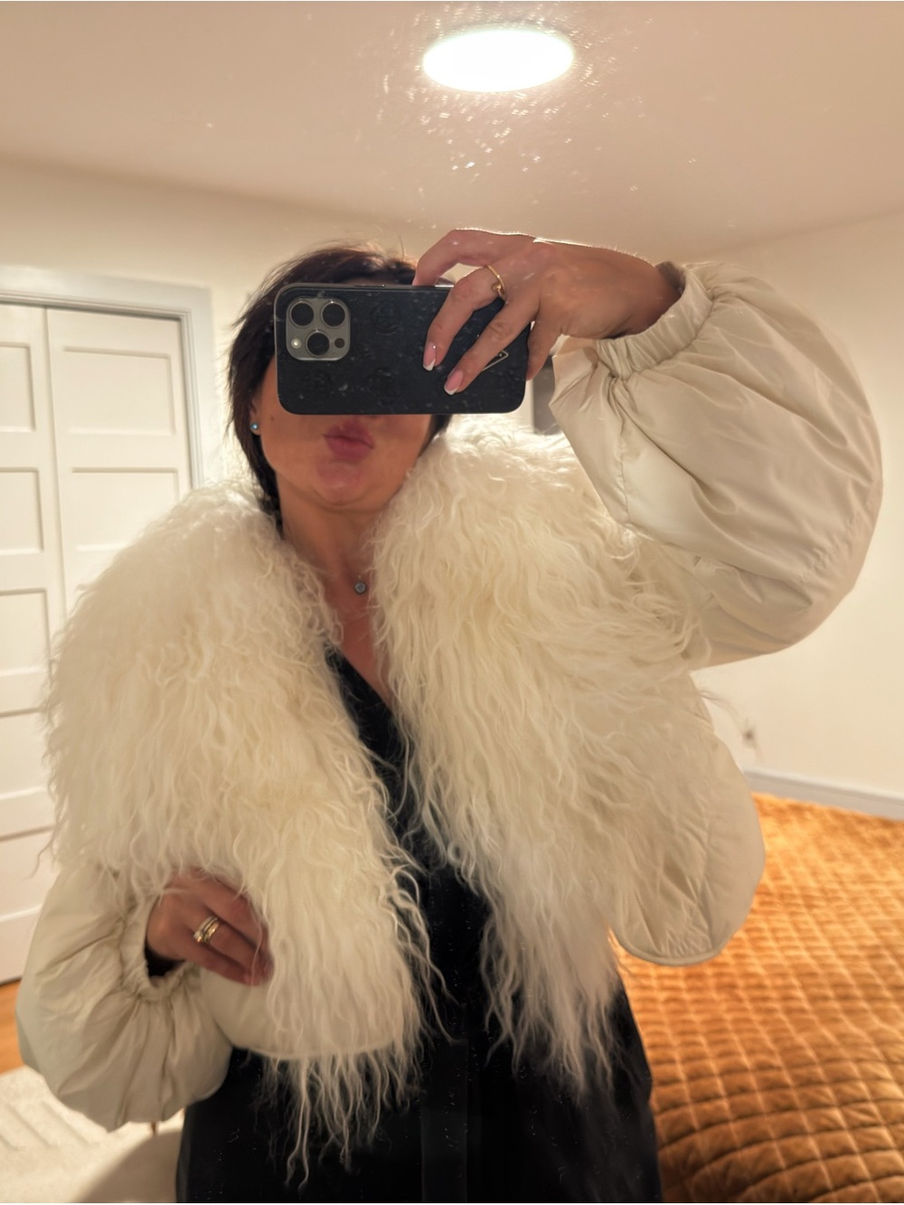 Cream White Fur-Collar Puffer Jacket 😍🤍